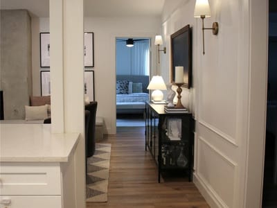Photo 4 of 39 at 11912 Oakbrook DR - 4 bed 2 bath home