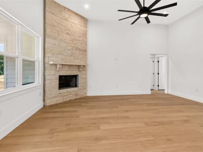 Property photo 4 at 12 Summertime CIR - 3 bed 2 bath home