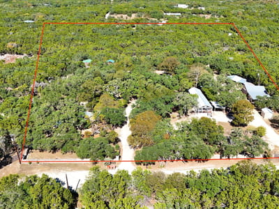 Living area at 120 Cedar Bend RD - Burnett Ranch Sec 2, Wimberley, TX