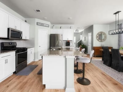Living area at 120 Ellinger RD - 5 bed 3 bath home