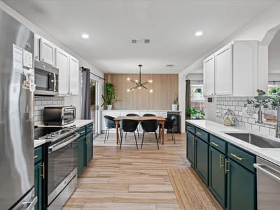 Kitchen at 120 Hillhouse LN - 3 bed 2 bath home
