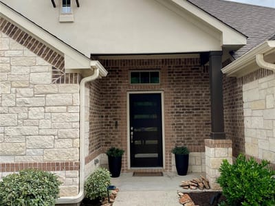 Living area at 120 Sail Wind WAY - 3 bed 3 bath home