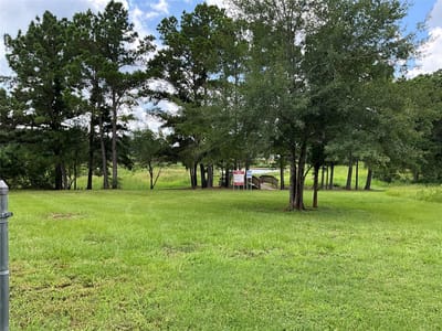 Living area at 120 Shore Front Dr - Circle D, Bastrop, TX