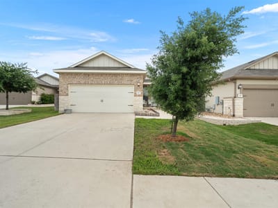 Property photo 4 at 120 Tucana ST - 4 bed 2 bath home