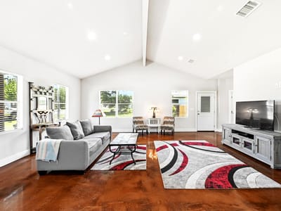 Property photo 2 at 120 Waianae CT - 3 bed 2 bath home