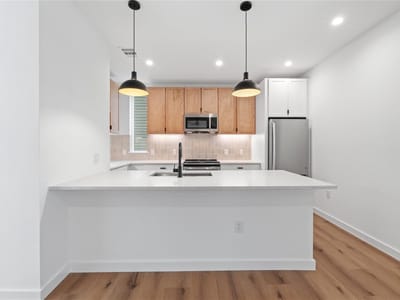 Living area at 1200 Bianca Breeze PL - 2 bed 2 bath home