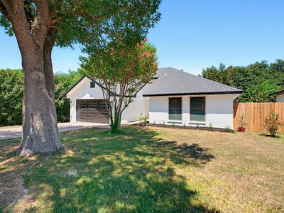 Property photo 3 at 1200 Nottingham Hill RD - 3 bed 2 bath home