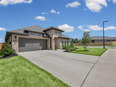 Living area at 1200 Scenic Green LOOP - 4 bed 3 bath home