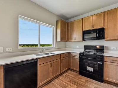 Property photo 4 at 12004 Murano DR - 3 bed 2 bath home