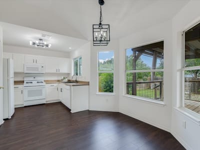 Kitchen at 1201 Madrone TRL - 3 bed 2 bath home