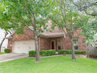 Living area at 12017 Cherisse DR - 5 bed 3 bath home