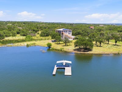 Bathroom at 1202 Dusk CT - Emerald Bend Sec 01, Lago Vista, TX