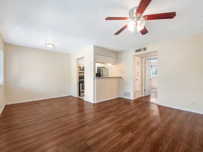 Property photo 4 at 1202 Newning Ave Unit #208 - 1 bed 1 bath home