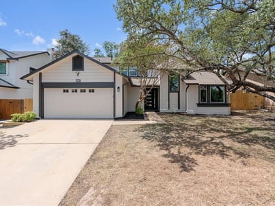 Property photo 2 at 12026 Lincolnshire DR - 4 bed 2 bath home