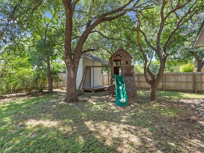 Living area at 1203 Saint Williams Ave - 4 bed 2 bath home