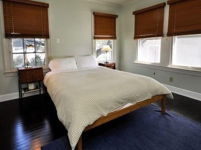 Property photo 3 at 1203 W 9th St - 1 bed 1 bath home