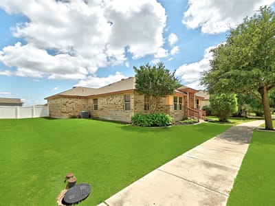 Primary bedroom at 1204 Kingston Lacy BLVD - 3 bed 2 bath home