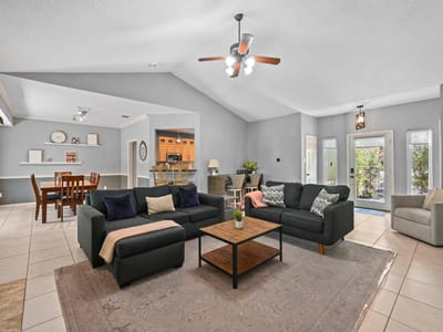 Property photo 3 at 12047 Lincolnshire DR - 4 bed 2 bath home