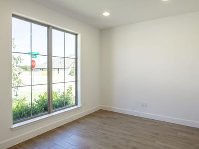 Property photo 4 at 1205 Glen Heather DR - 4 bed 3 bath home