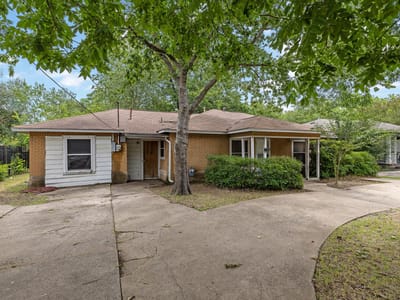 Primary bedroom at 1205 S Church ST - 3 bed 2 bath home