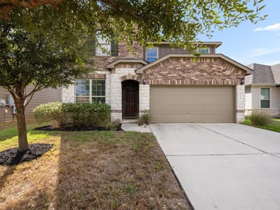 Photo 2 of 36 at 1208 Cliffbrake WAY - 4 bed 2 bath home