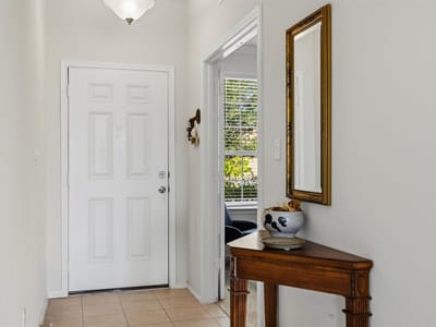 Photo 3 of 36 at 1208 Cliffbrake WAY - 4 bed 2 bath home