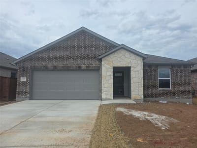 Living area at 1208 Crumpton DR - 3 bed 2 bath home