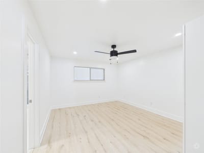 Property photo 4 at 1208 Enfield RD Unit #105 - 1 bed 1 bath home