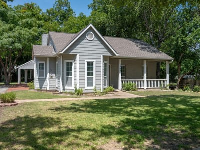 Property photo 2 at 1208 S Church ST - 3 bed 2 bath home