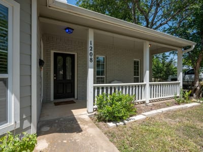 Property photo 4 at 1208 S Church ST - 3 bed 2 bath home