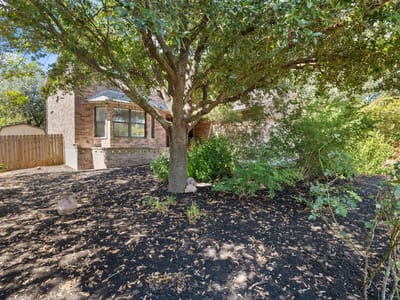 Living area at 1209 Faber DR - 4 bed 2 bath home