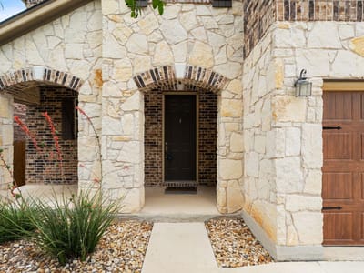 Kitchen at 1209 Half Hitch TRL - 3 bed 2 bath home