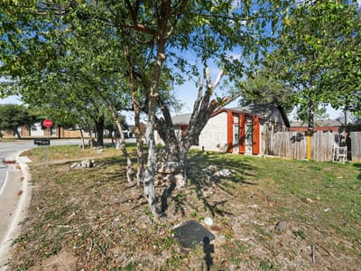Primary bedroom at 1209 Sagebrush DR - 3 bed 2 bath home