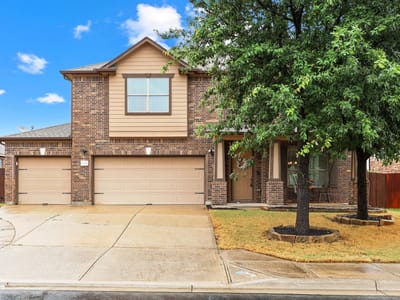 Living area at 1209 Toltec TRL - 3 bed 2 bath home