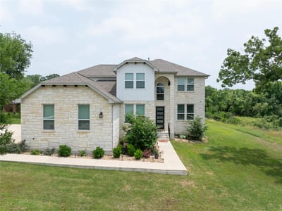Property photo 2 at 121 Black Talon LN - 4 bed 3 bath home
