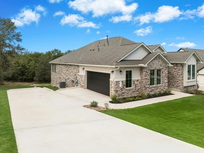 Property photo 2 at 121 Booted Eagle Claw CV - 4 bed 3 bath home