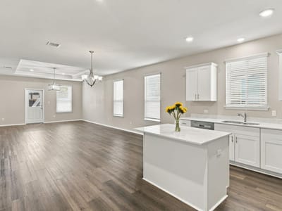 Photo 3 of 23 at 121 English Oak ST - 4 bed 2 bath home