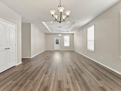 Photo 5 of 23 at 121 English Oak ST - 4 bed 2 bath home