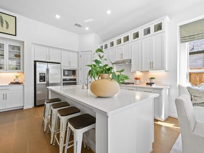 Living area at 121 Mineral River LOOP - 4 bed 3 bath home
