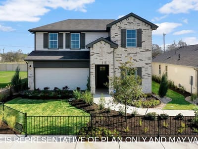 Living area at 121 Mustange CIR - 4 bed 3 bath home