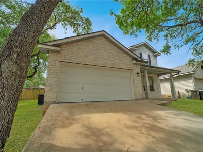 Kitchen at 121 Park LN - 3 bed 2 bath home