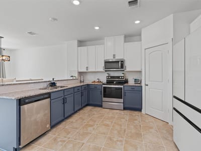 Primary bedroom at 121 Passiflora DR - 3 bed 2 bath home