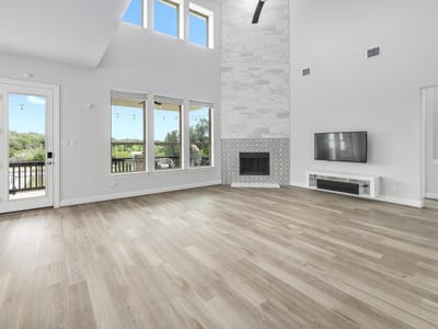 Photo 3 of 37 at 121 Rapid Springs CV - 5 bed 4 bath home