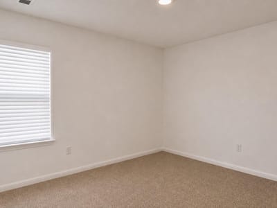 Property photo 5 at 121 Santa Rosa LN - 3 bed 2 bath home