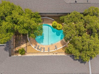 Property photo 3 at 1210 Windsor RD Unit #209 - 2 bed 2 bath home