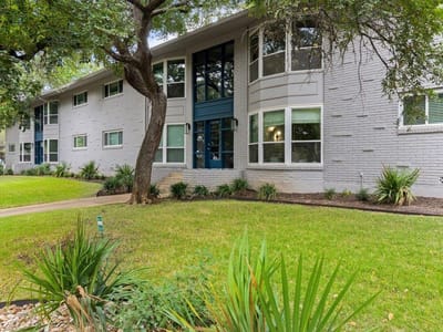 Property photo 4 at 1210 Windsor RD Unit #209 - 2 bed 2 bath home