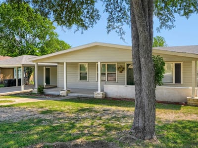 Property photo 2 at 1211 N Bishop ST - 3 bed 2 bath home