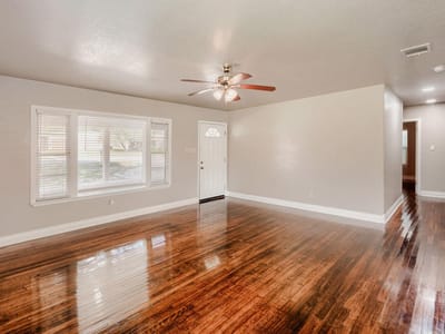 Property photo 5 at 1211 N Bishop ST - 3 bed 2 bath home