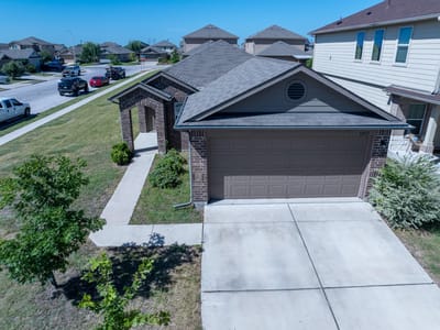 Living area at 12117 Greywacke DR - 3 bed 2 bath home