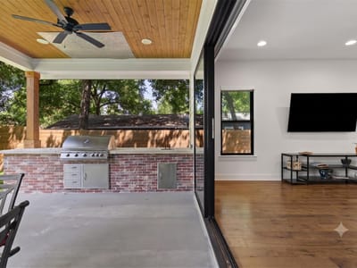Property photo 5 at 1212 Madison Ave - 4 bed 3 bath home